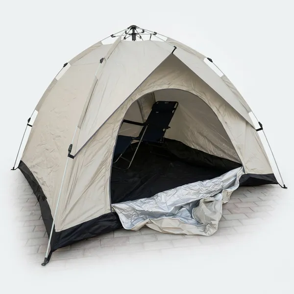 خيمة كشتات كبيرة بلون بيج فاتح منصوبة في البر - صورة 2